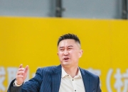 九游体育下载-人队后卫奇科迪查尔顿在比赛中出色表现，受到教练组肯定